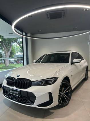 BMW 330e 2.0 16V TURBO HÍBRIDO M SPORT AUTOMÁTICO